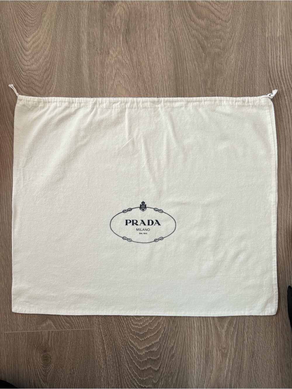 Prada dust bag (C917)